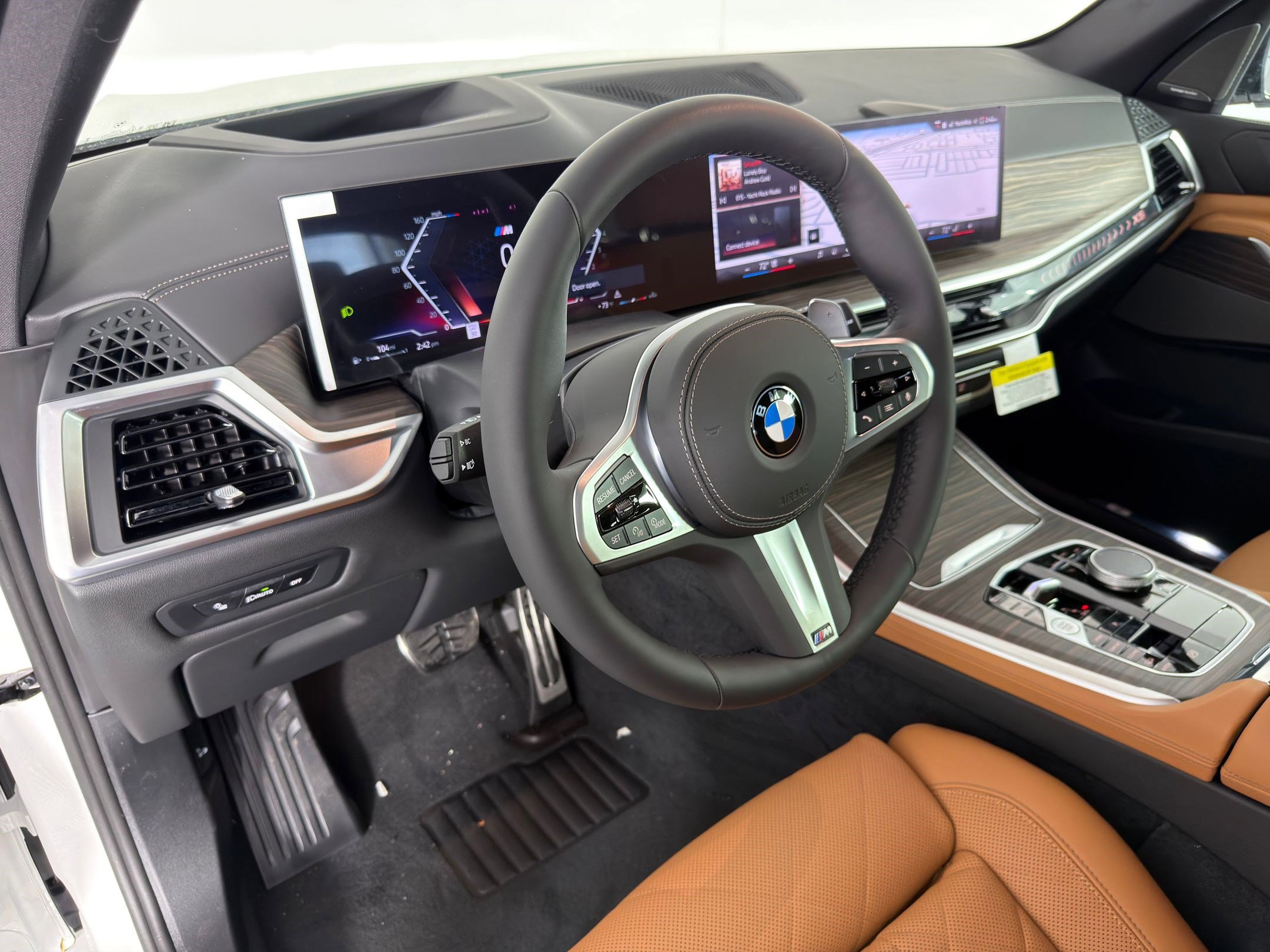 New 2026 BMW X5 xDrive40i w/ M Sport Package image 4