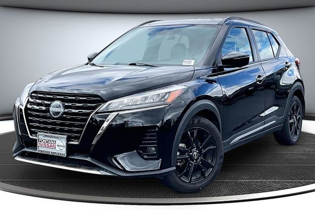 Certified 2023 Nissan Kicks SR w/ SR Premium Package image 3