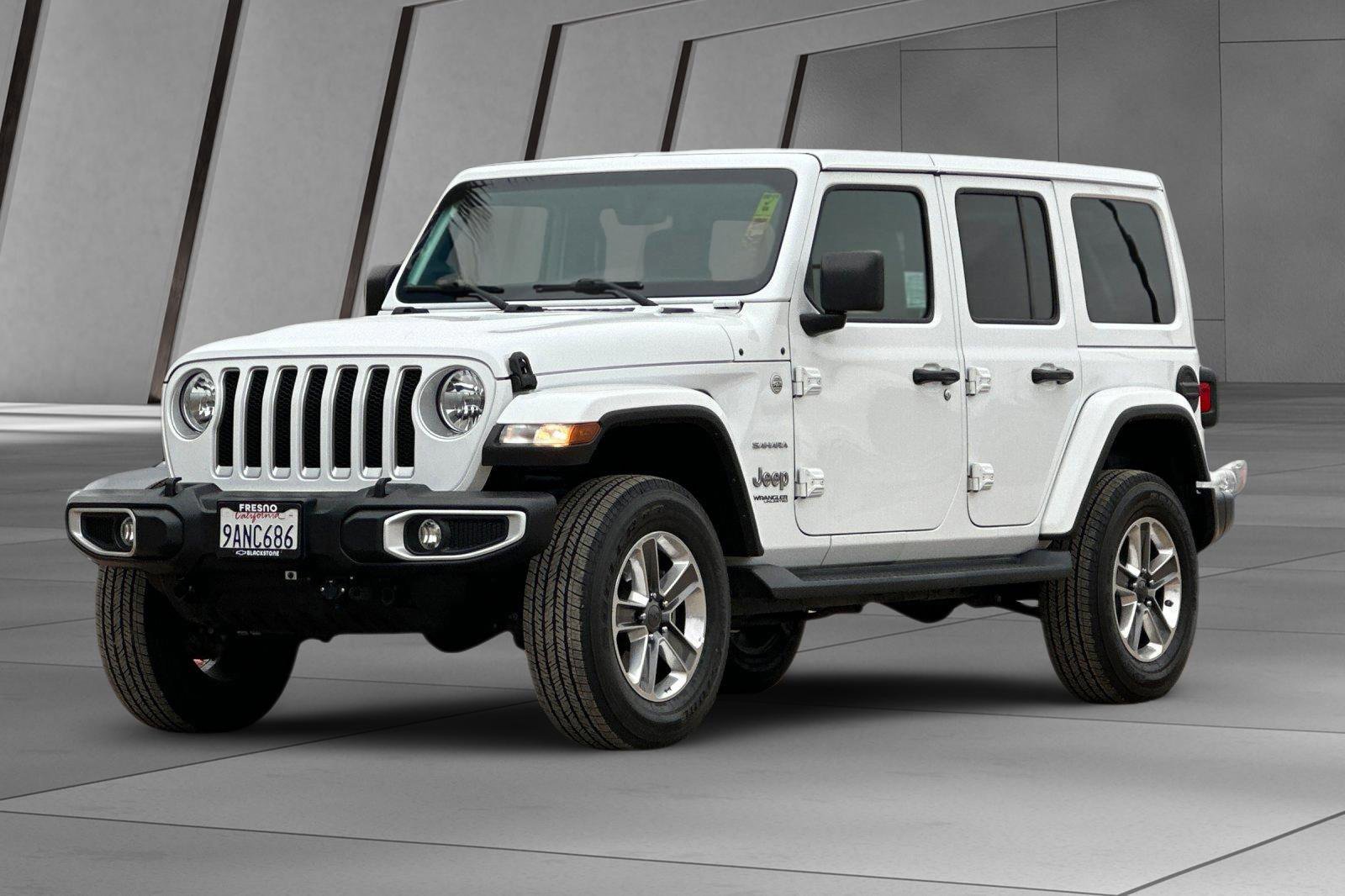 Used 2022 Jeep Wrangler Unlimited Sahara image 8