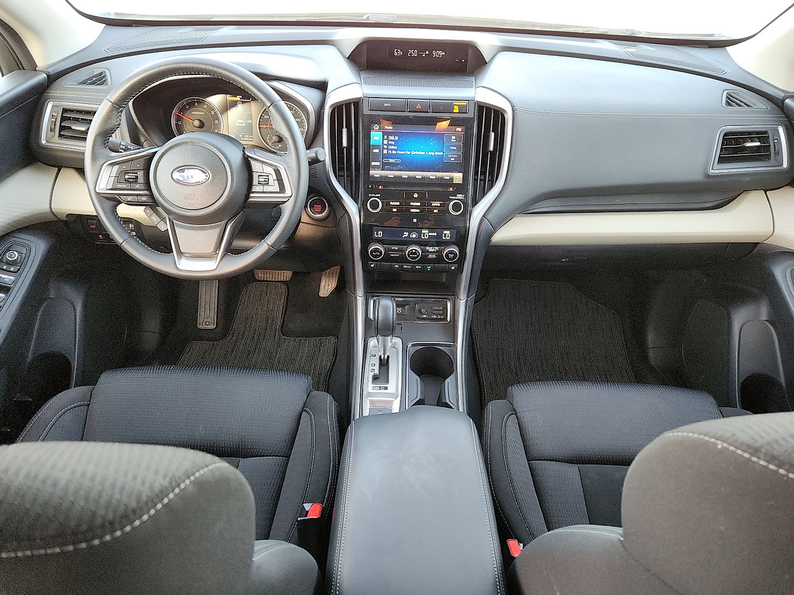 Used 2019 Subaru Ascent Premium image 11