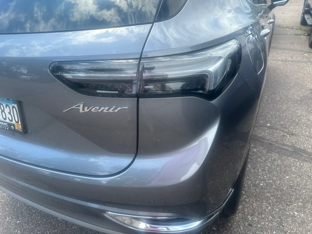 Used 2021 Buick Envision Avenir AWD/4WD image 6