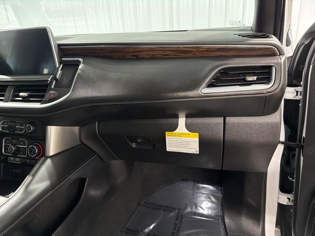 Used 2021 Chevrolet Suburban Premier w/ Premium Package AWD/4WD image 24