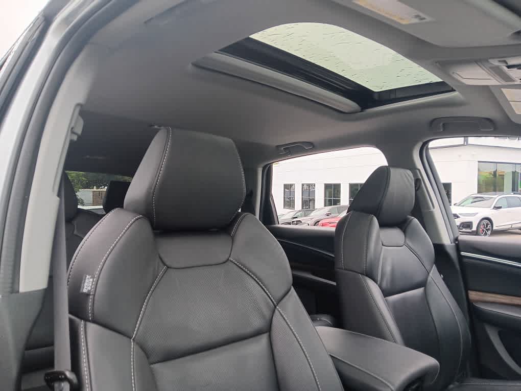 Used 2020 Acura MDX w/ Technology Package AWD/4WD image 22