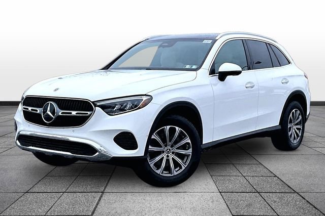 Certified 2025 Mercedes-Benz GLC 300 300 image 4