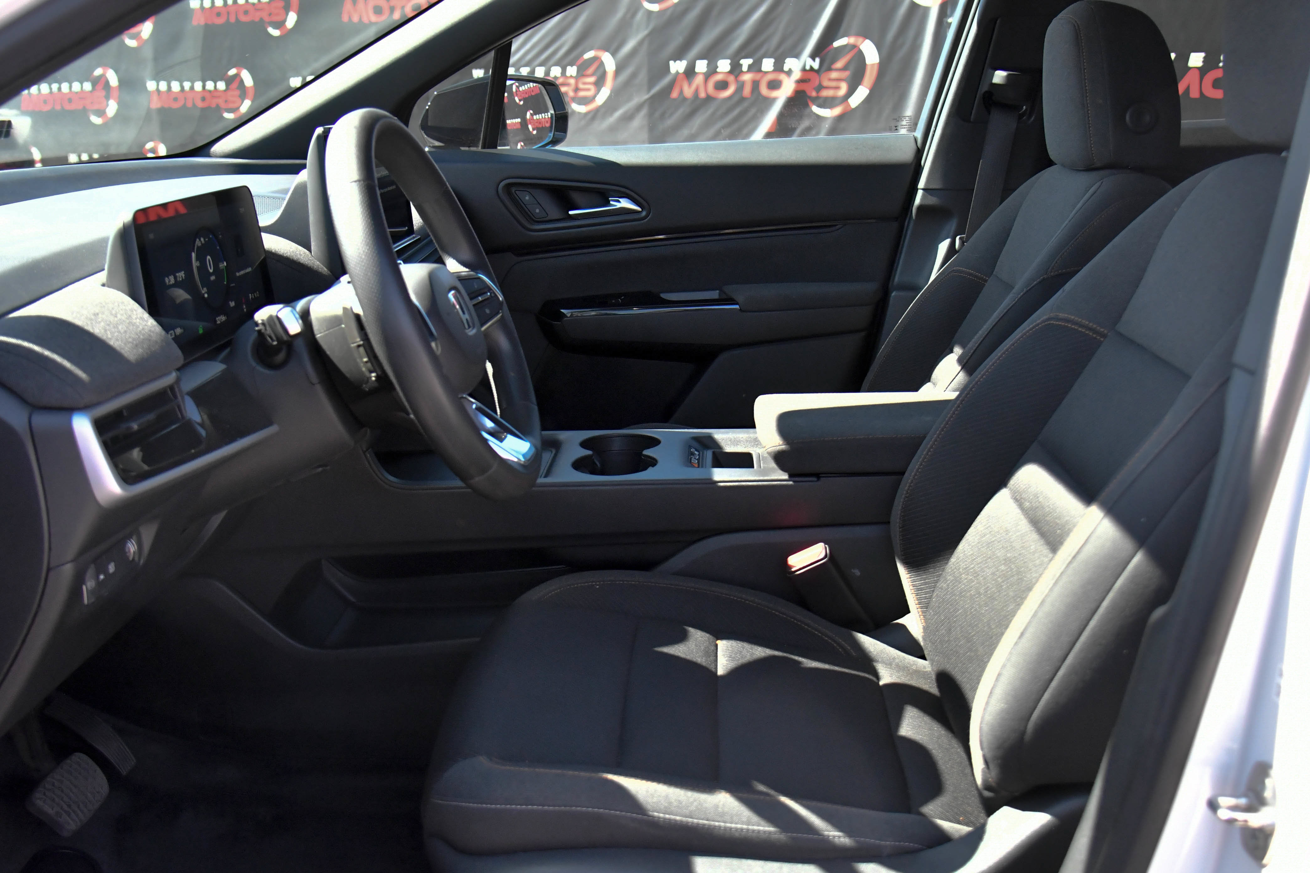 Used 2024 Honda Prologue EX image 18