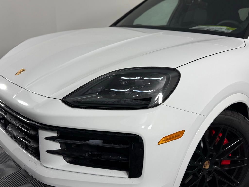 New 2026 Porsche Cayenne S AWD/4WD image 11
