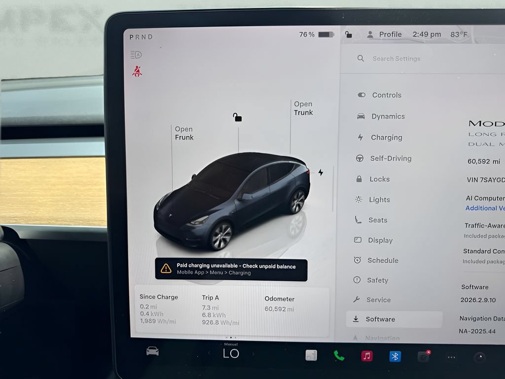 Used 2024 Tesla Model Y Long Range AWD/4WD image 25