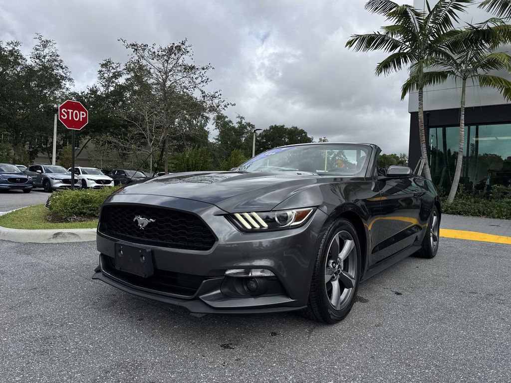Used 2017 Ford Mustang Convertible w/ Equipment Group 051A RWD image 31