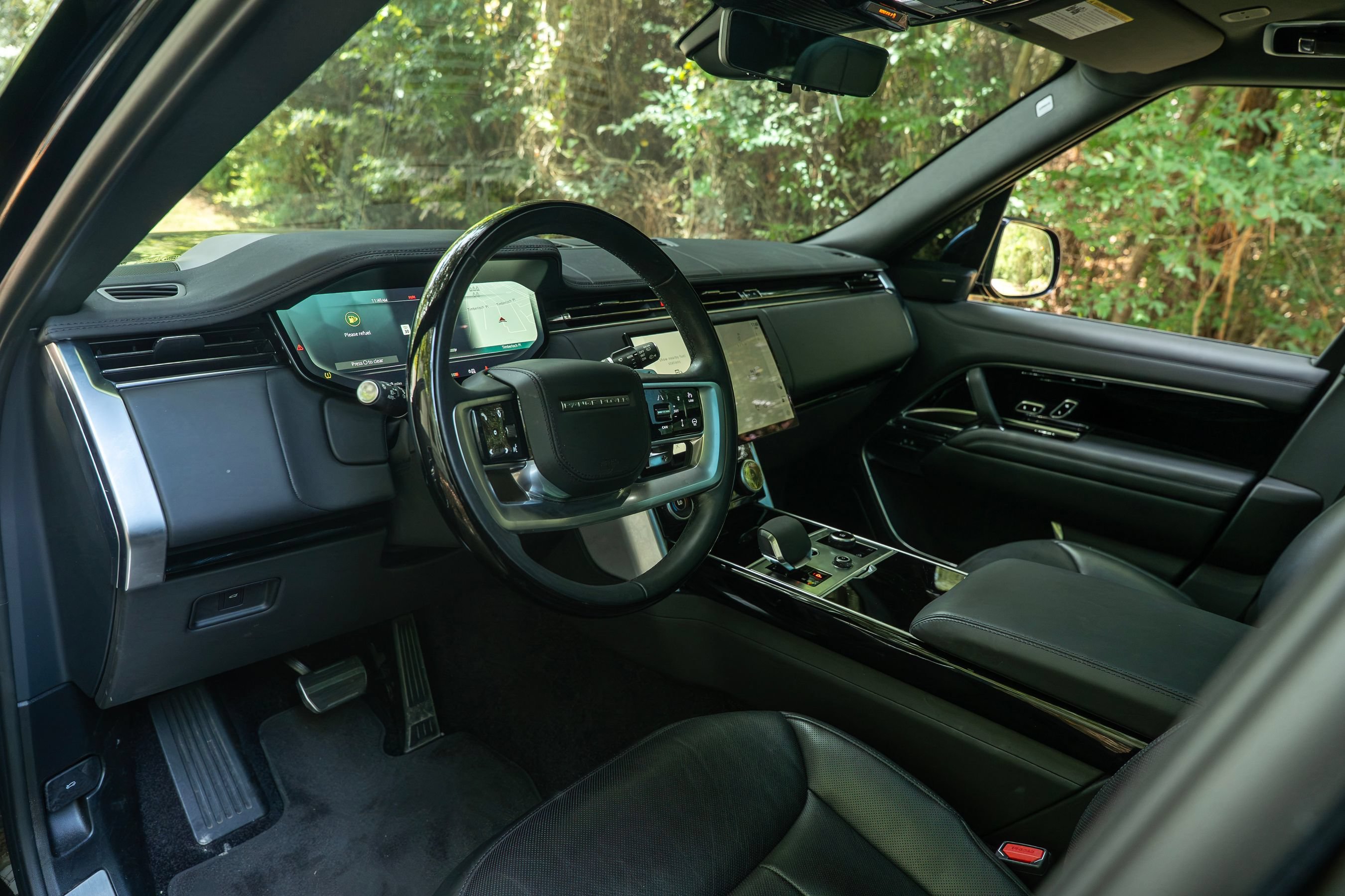 Used 2023 Land Rover Range Rover Long Wheelbase SE AWD/4WD image 9