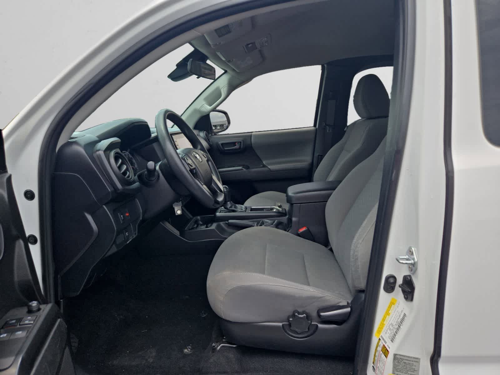 Used 2021 Toyota Tacoma SR RWD image 9