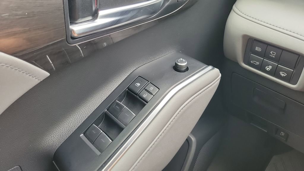 Certified 2020 Toyota Highlander Platinum FWD image 20