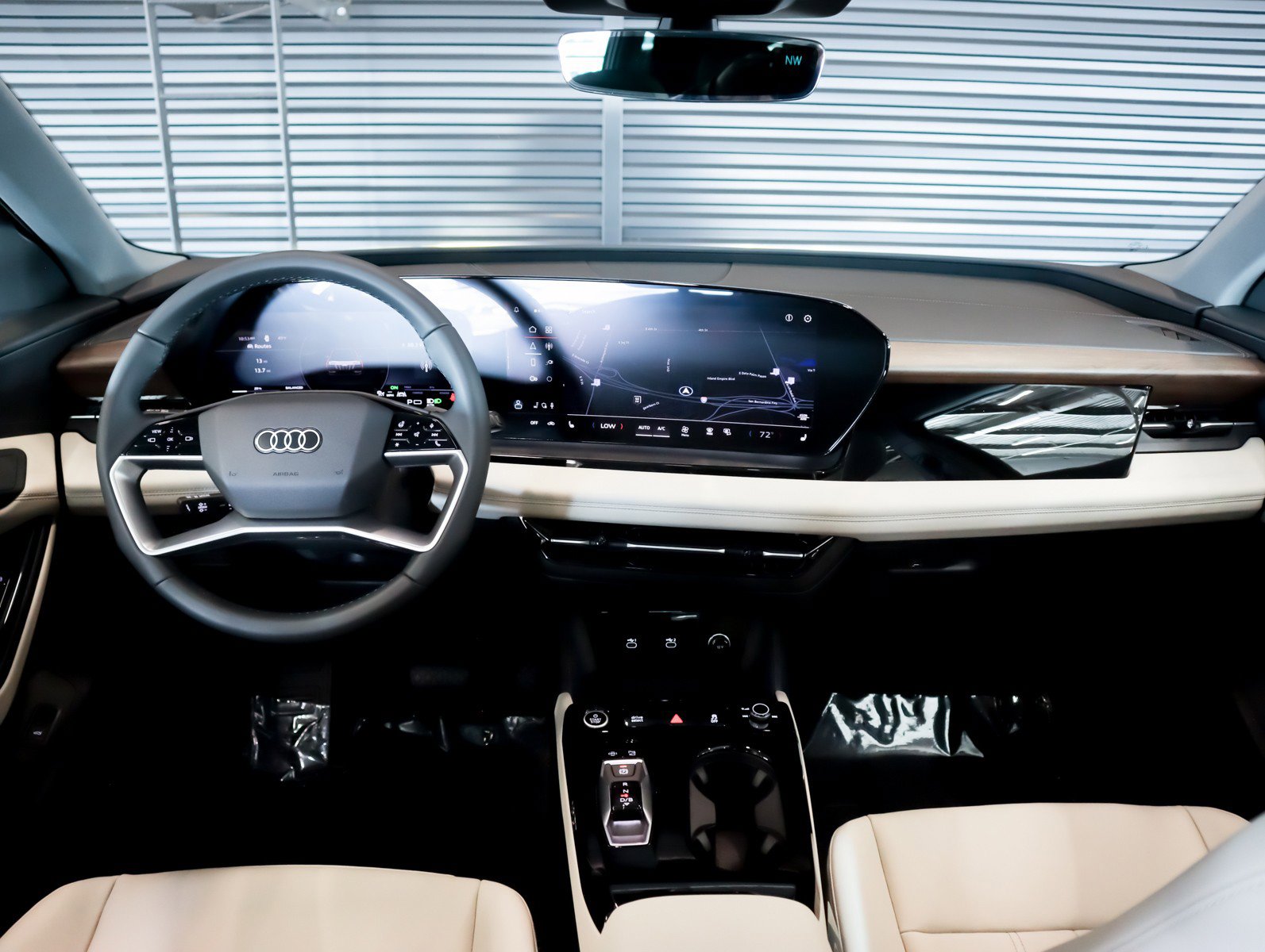 New 2025 Audi Q6 e-tron Premium AWD/4WD image 10