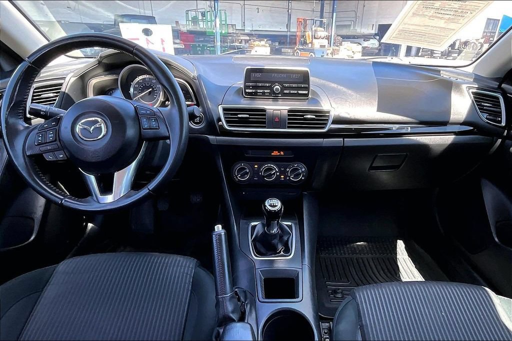 Used 2014 MAZDA MAZDA3 i Touring FWD image 11