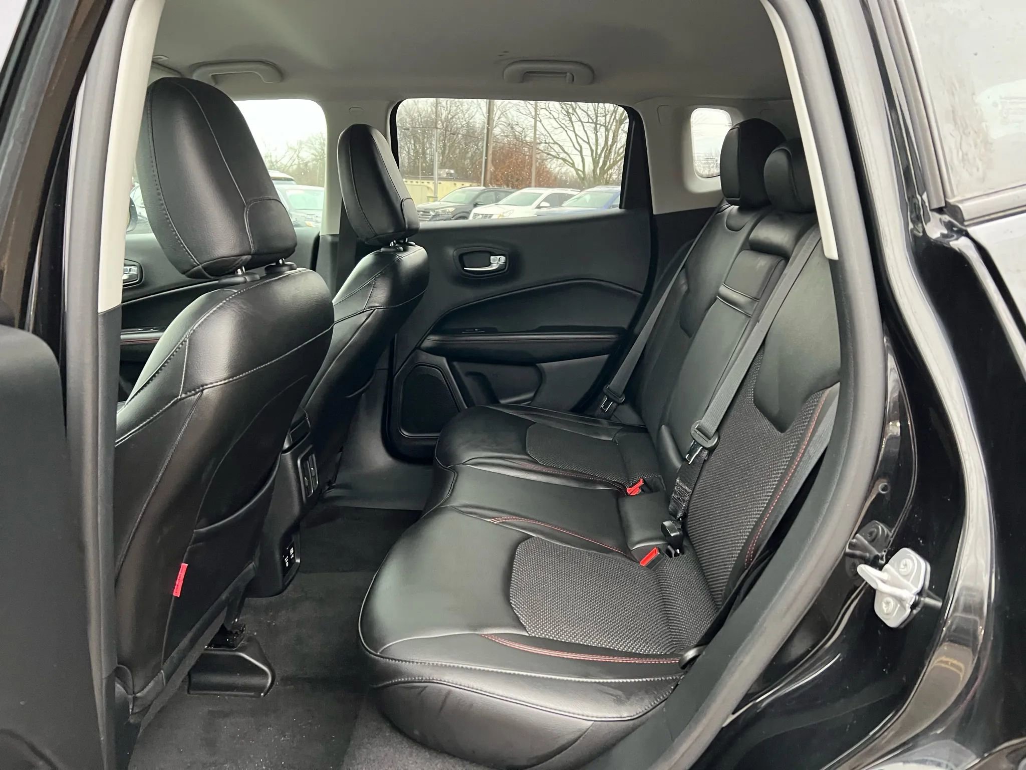 Used 2018 Jeep Compass Trailhawk w/ Cold Weather Group image 20