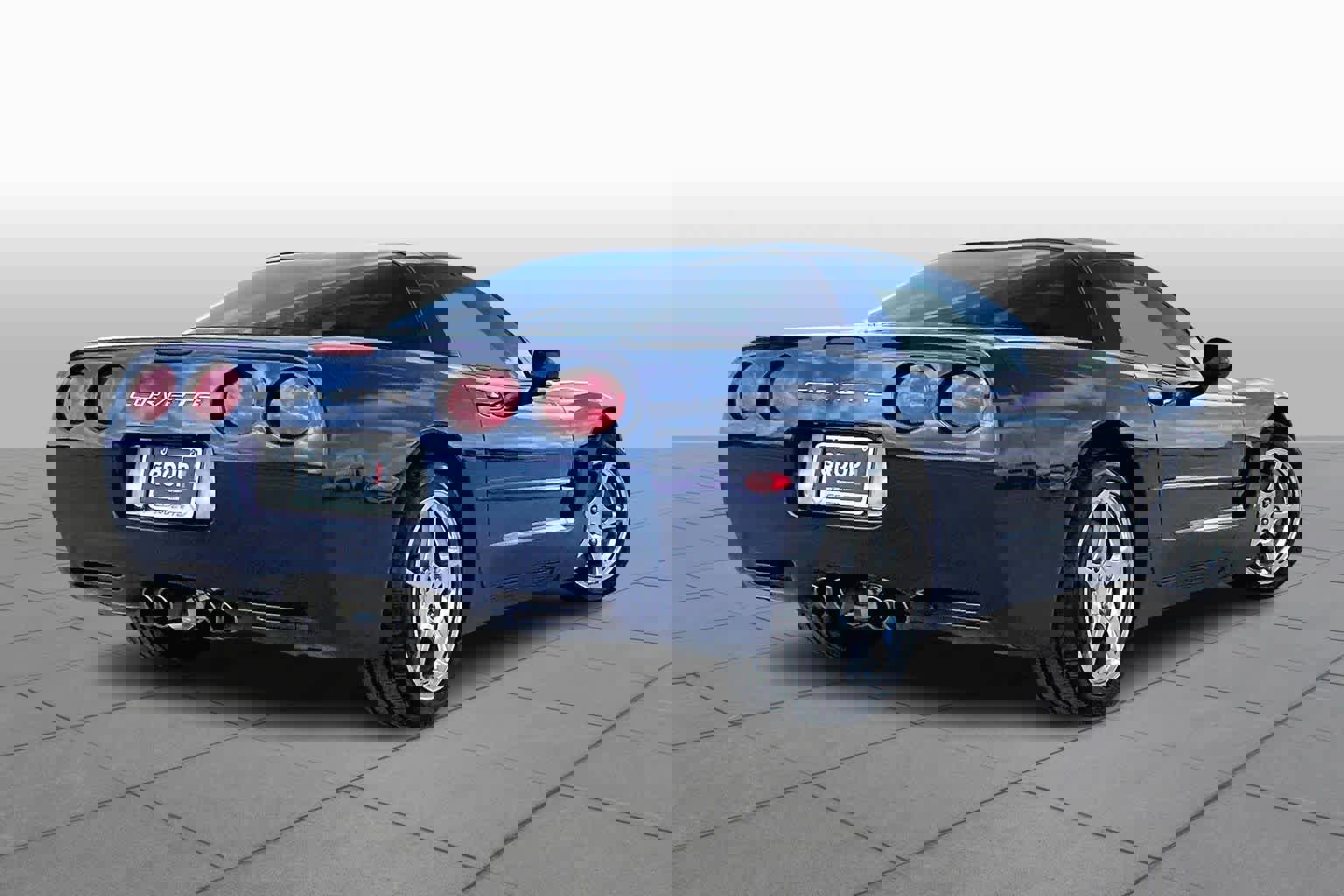 Used 2004 Chevrolet Corvette Coupe w/ Preferred Equipment Group image 10