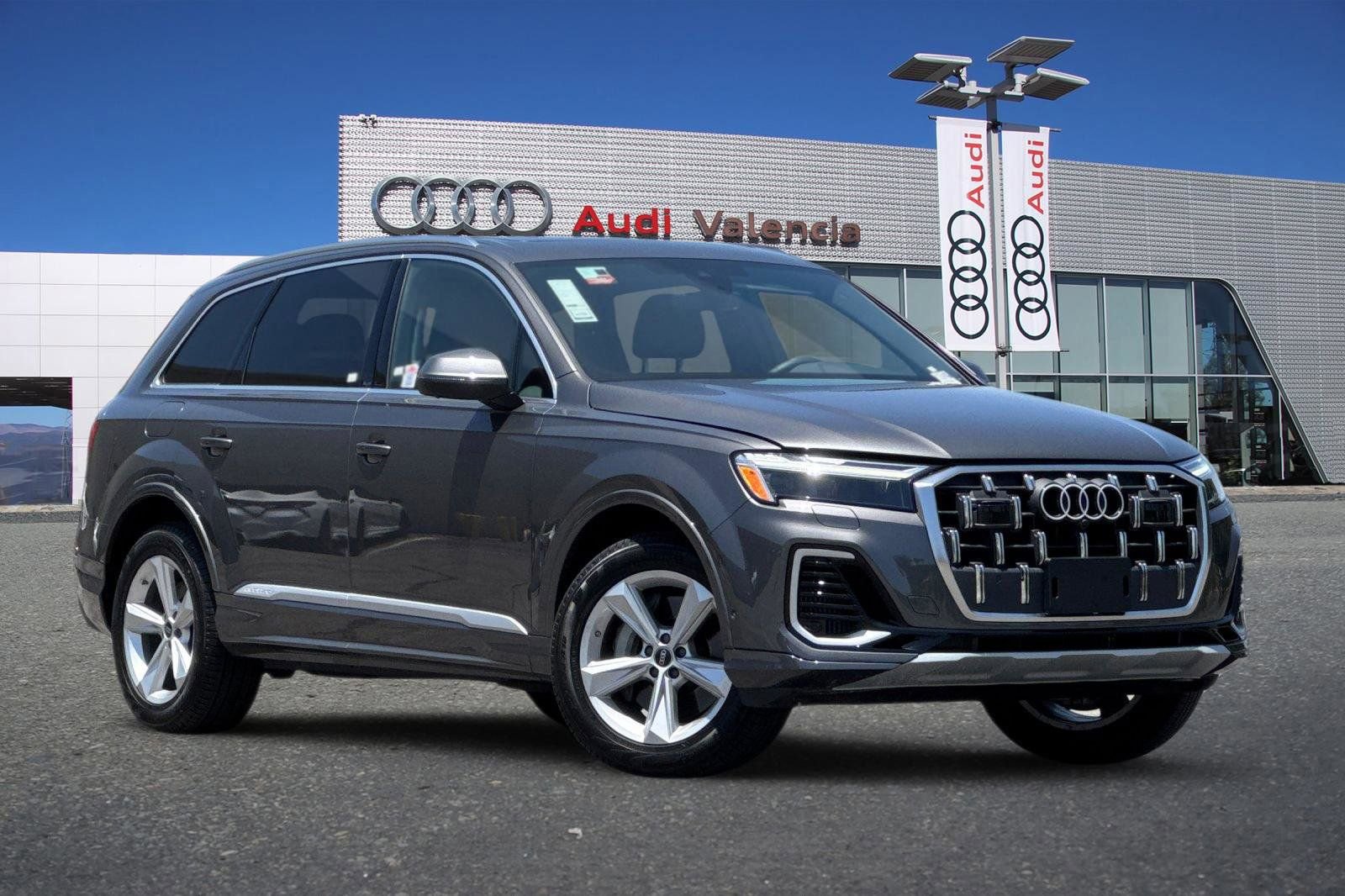 Used 2025 Audi Q7 3.0T Premium w/ Convenience Package