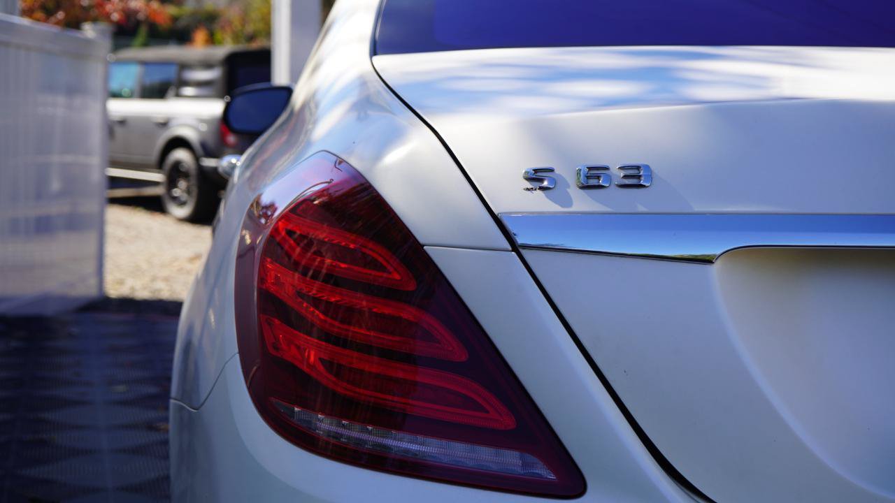 Used 2015 Mercedes-Benz S 63 AMG 4MATIC Sedan image 22