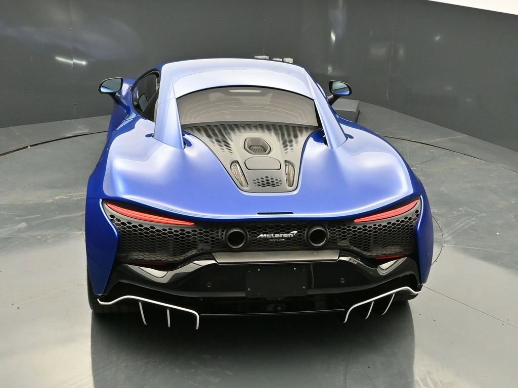 Used 2023 McLaren Artura image 22