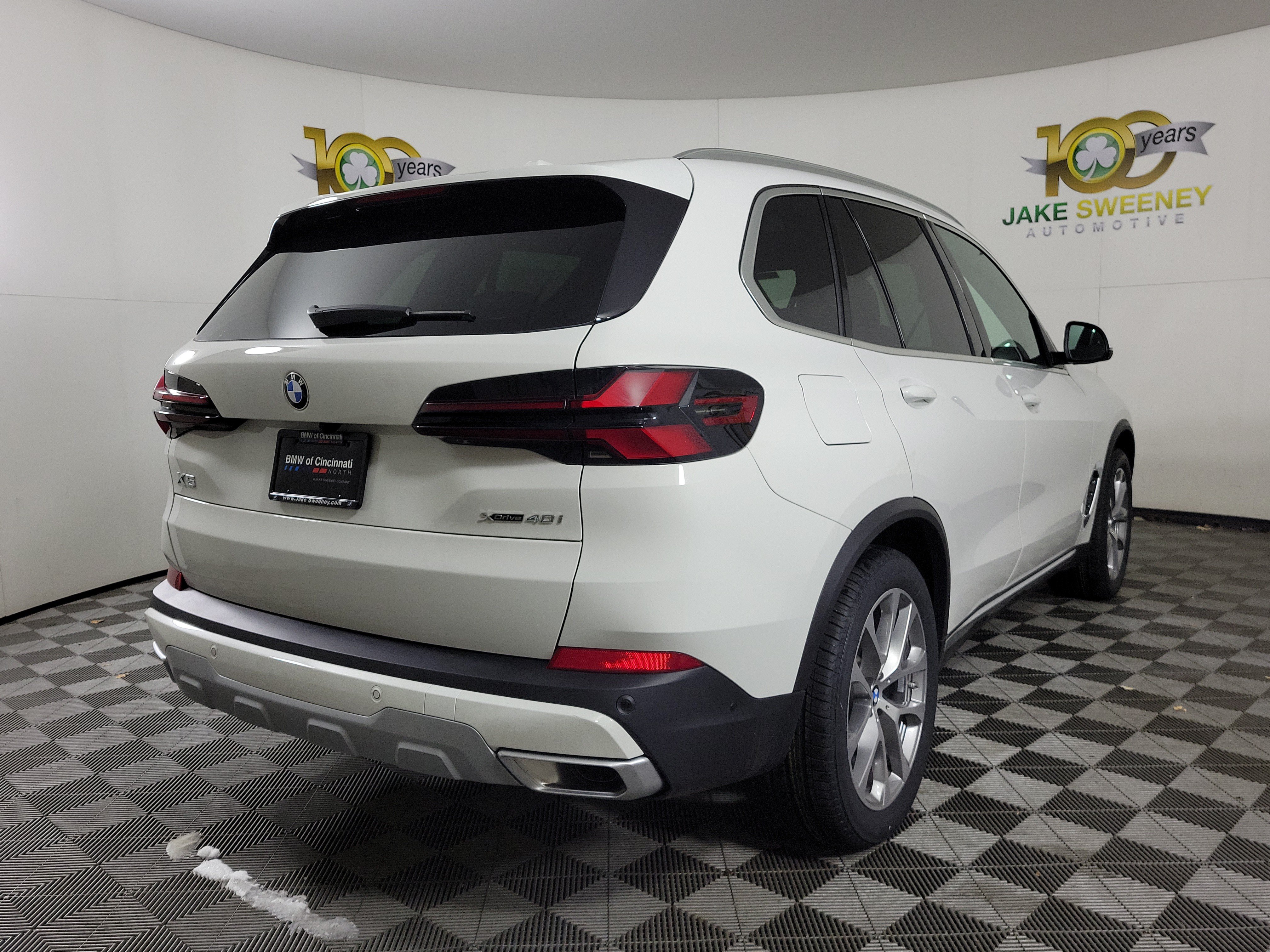 Certified 2026 BMW X5 xDrive40i w/ Parking Assistance Package AWD/4WD image 7