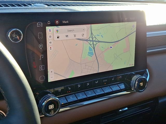 Used 2024 GMC Canyon AT4 w/ AT4 Premium Package image 15