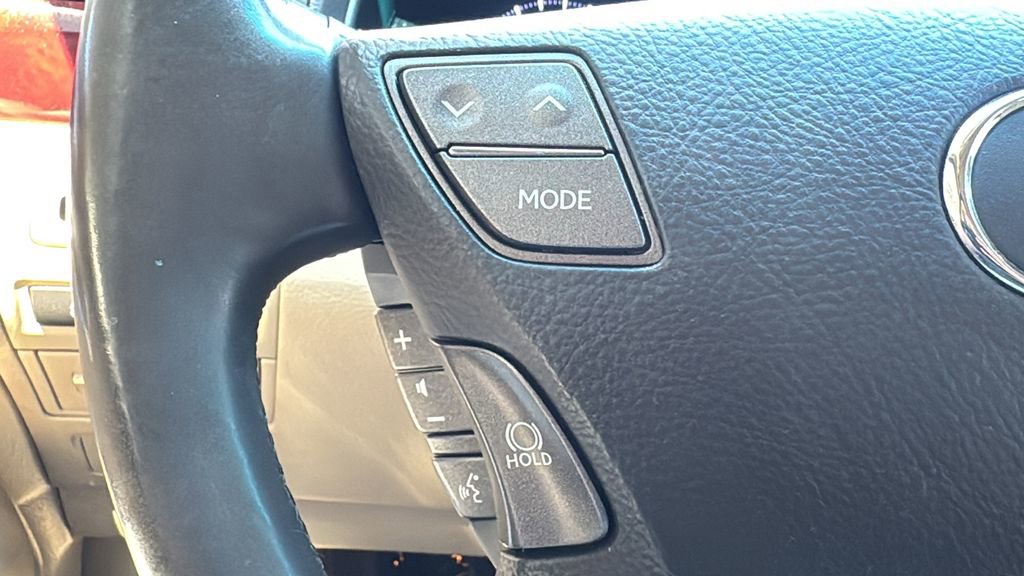 Used 2009 Lexus LS 460 RWD image 12