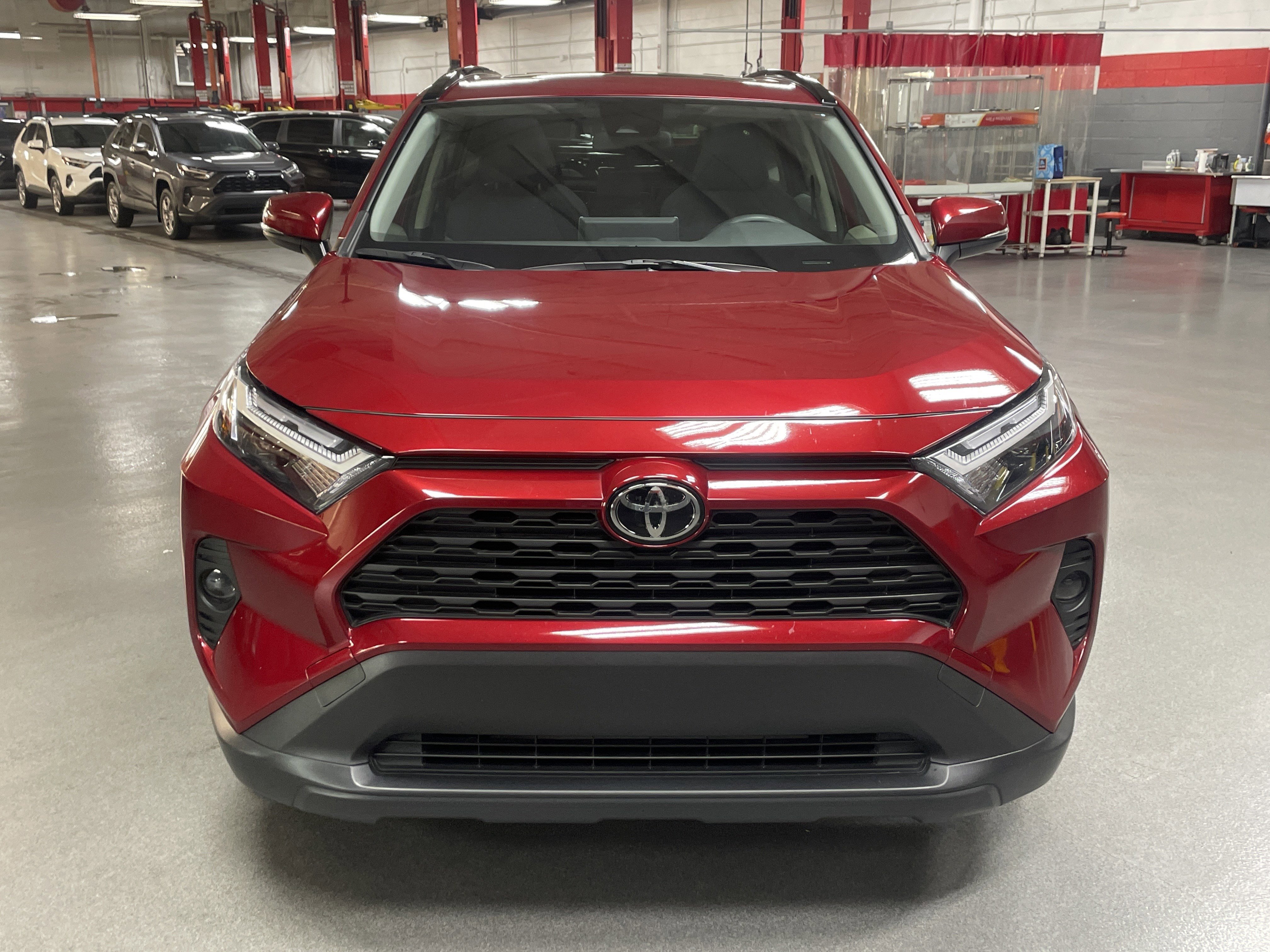 Used 2024 Toyota RAV4 XLE image 3
