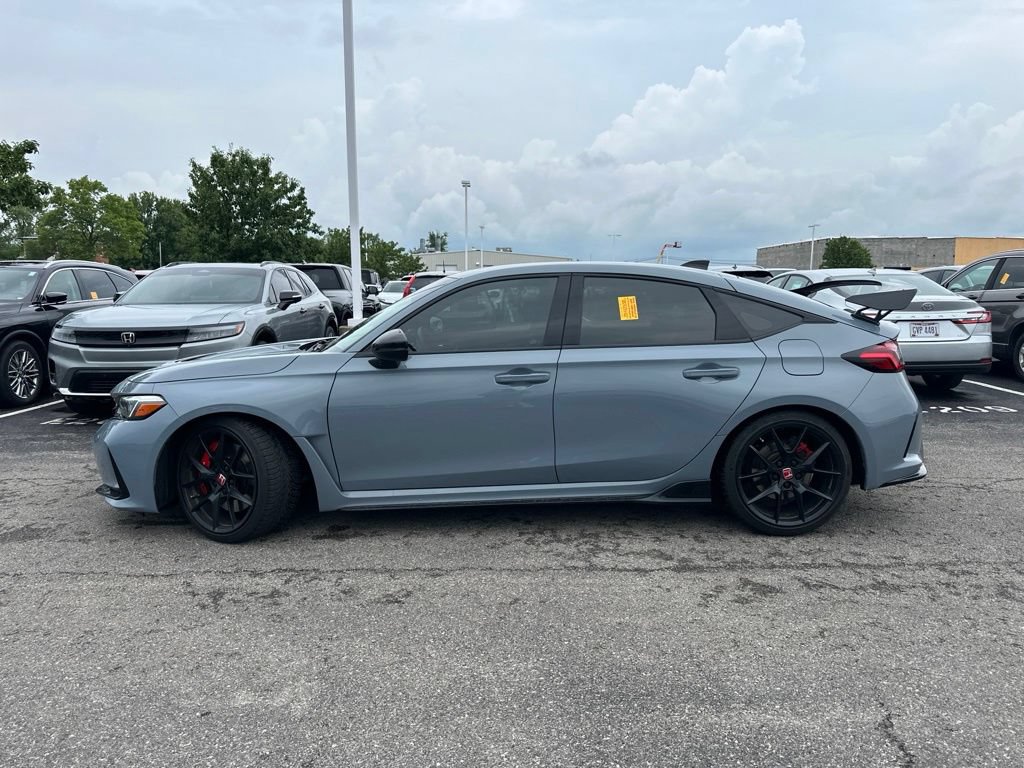 Used 2024 Honda Civic Type R image 8