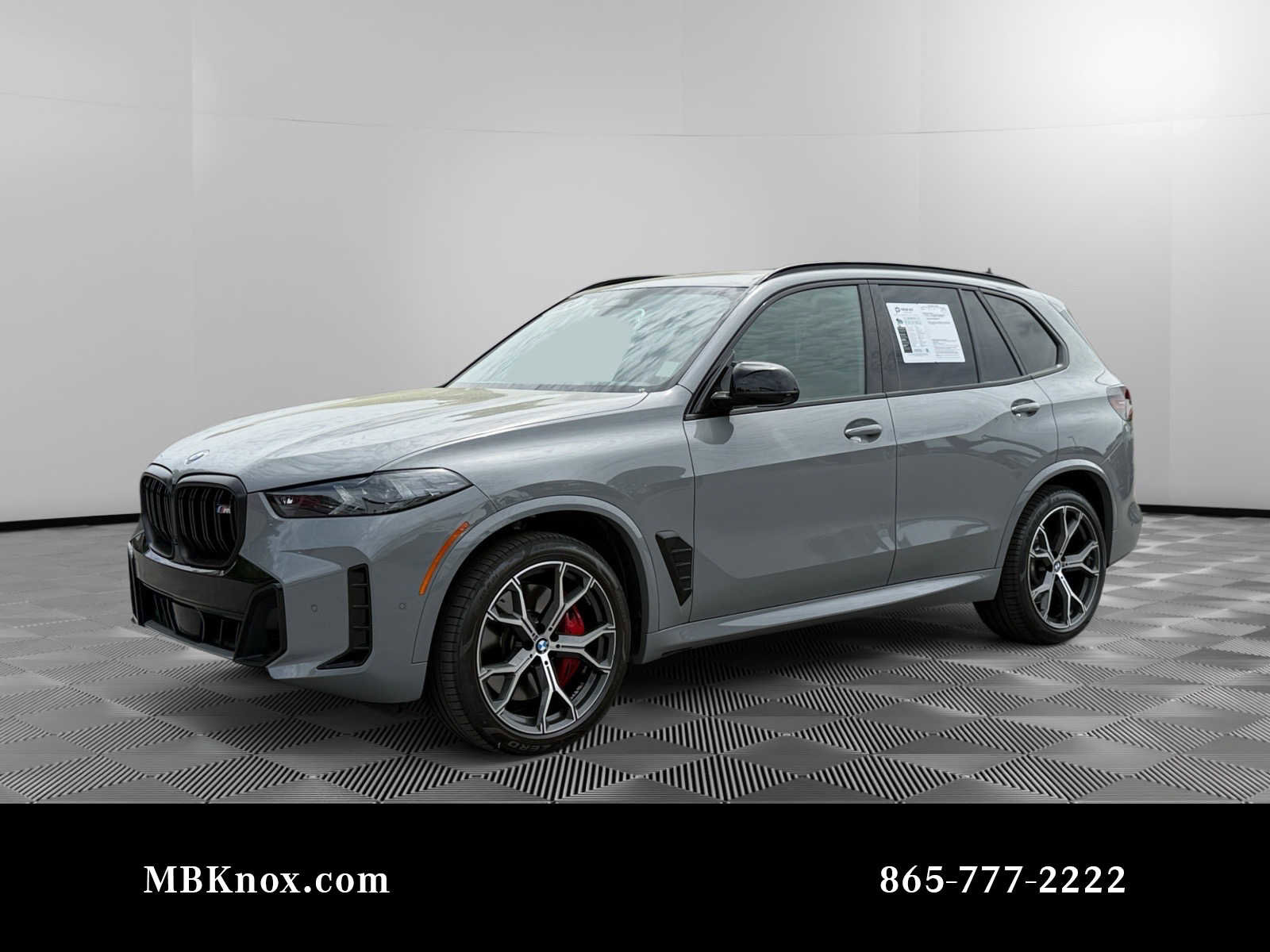Used 2024 BMW X5 M60i AWD/4WD image 1