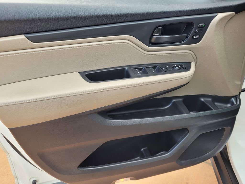 Used 2019 Honda Odyssey EX-L image 16