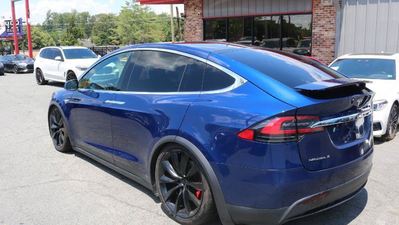 Used 2016 Tesla Model X Performance AWD/4WD image 5