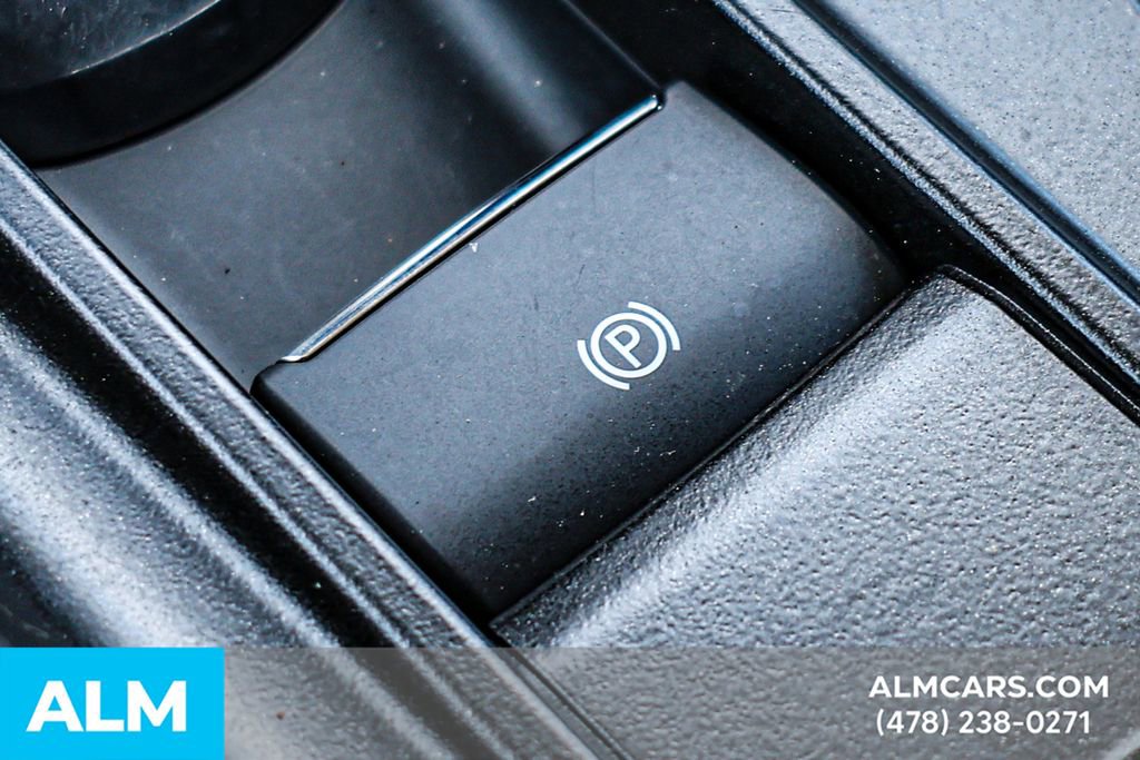 Used 2025 Ford Explorer Active image 40