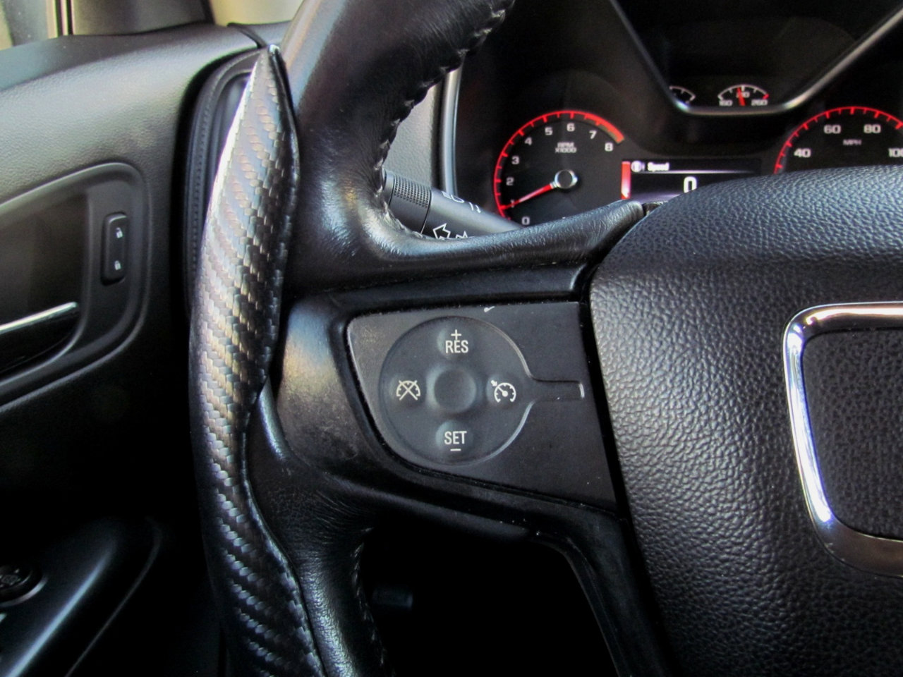 Used 2015 GMC Canyon SLE w/ SLE Convenience Package image 25