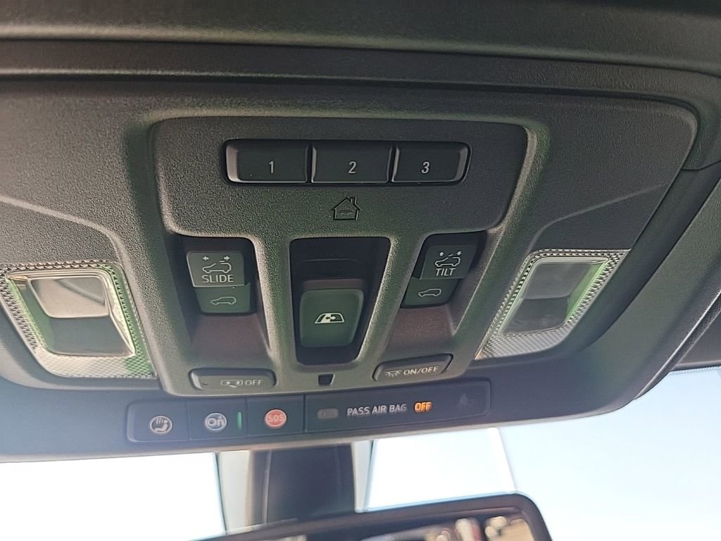 Used 2022 GMC Sierra 1500 AT4 w/ AT4 Premium Package image 11