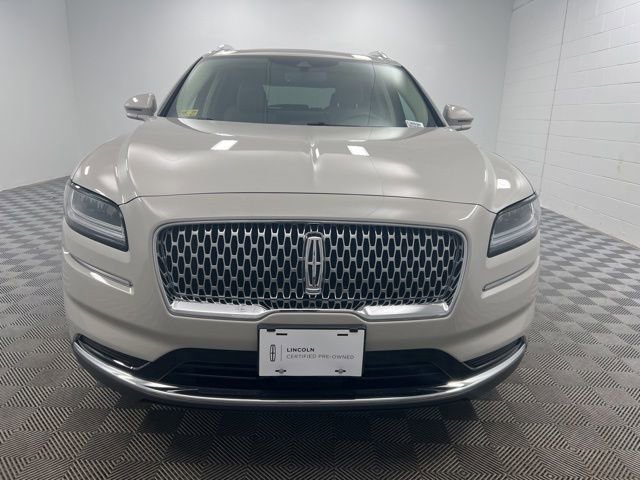 Used 2023 Lincoln Nautilus Reserve AWD/4WD image 3