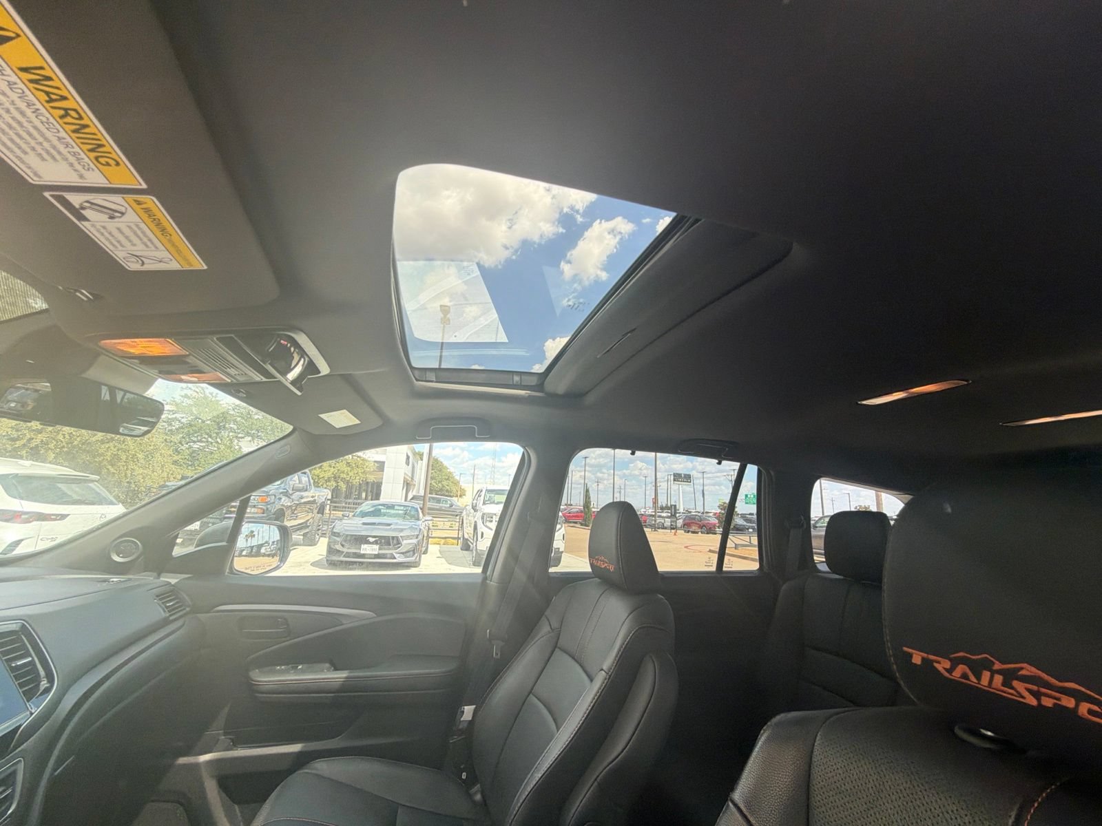Used 2022 Honda Pilot TrailSport image 23