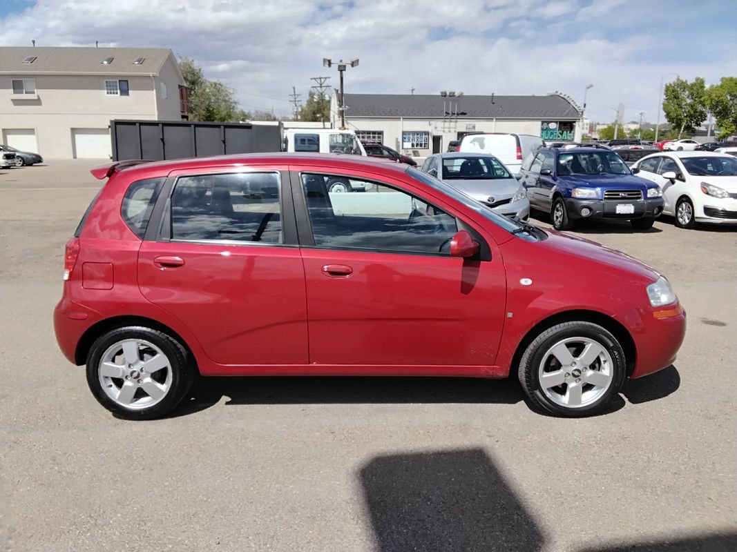 Used 2008 Chevrolet Aveo5 LS w/ Power Package image 4