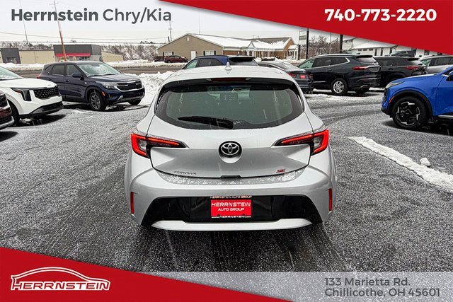 Used 2024 Toyota Corolla SE image 31