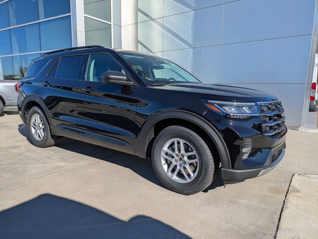 New 2026 Ford Explorer Active video 2