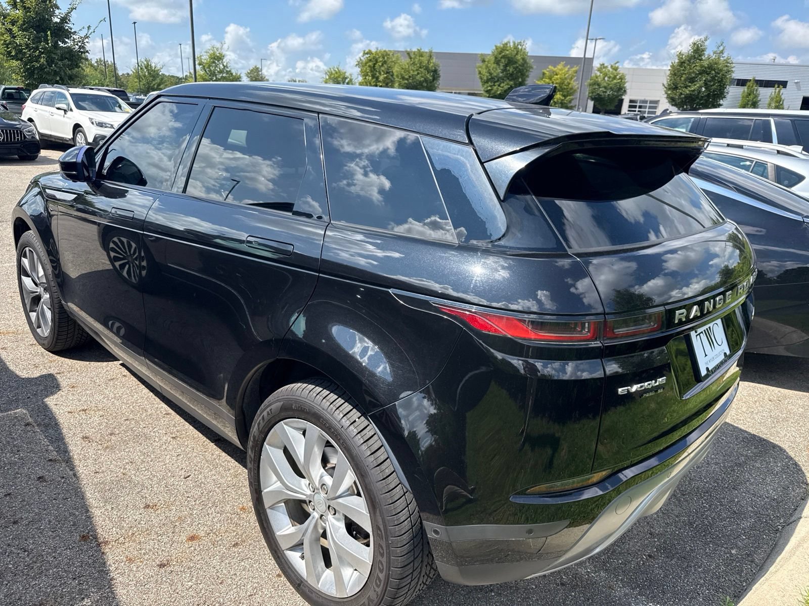 New 2026 Land Rover Range Rover Evoque S AWD/4WD image 6