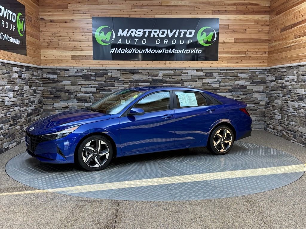 Certified 2023 Hyundai Elantra SEL w/ Convenience Package image 5