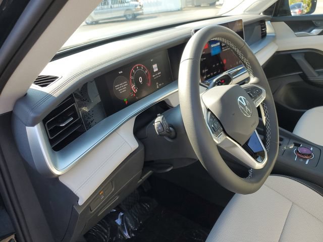 New 2026 Volkswagen Tiguan SE AWD/4WD image 19