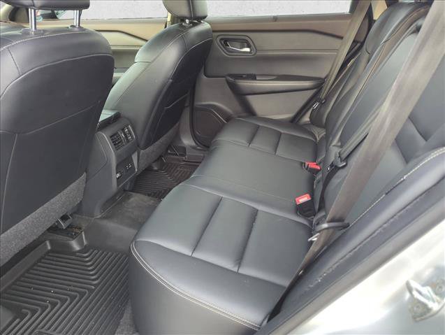 Used 2023 Nissan Rogue SL w/ SL Premium Package FWD image 8