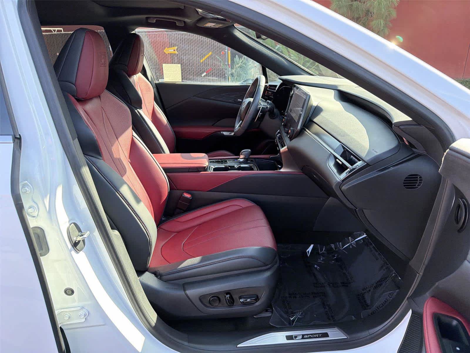Used 2024 Lexus RX 350 F Sport w/ Convenience Package AWD/4WD image 15