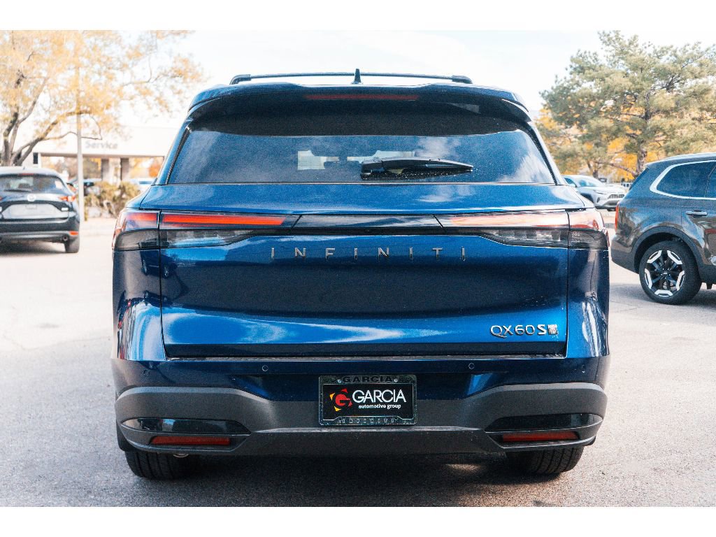 Certified 2026 INFINITI QX60 Sport w/ Dark Cargo Package AWD/4WD image 4