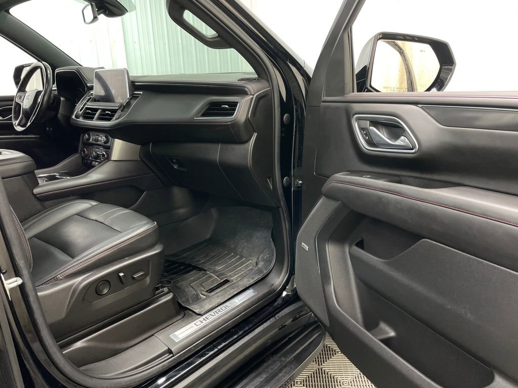 Certified 2021 Chevrolet Suburban RST w/ Luxury Package image 40