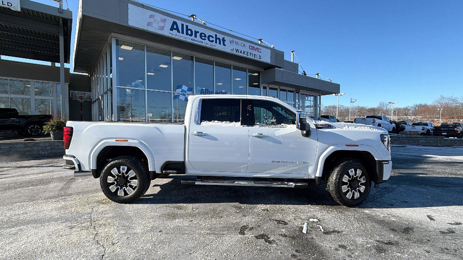 Certified 2025 GMC Sierra 2500 Denali w/ Denali Reserve Package image 9