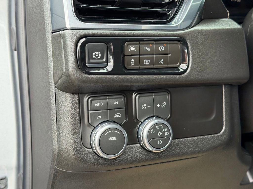 Used 2026 GMC Yukon Elevation w/ LPO, Floor Liner Package image 27