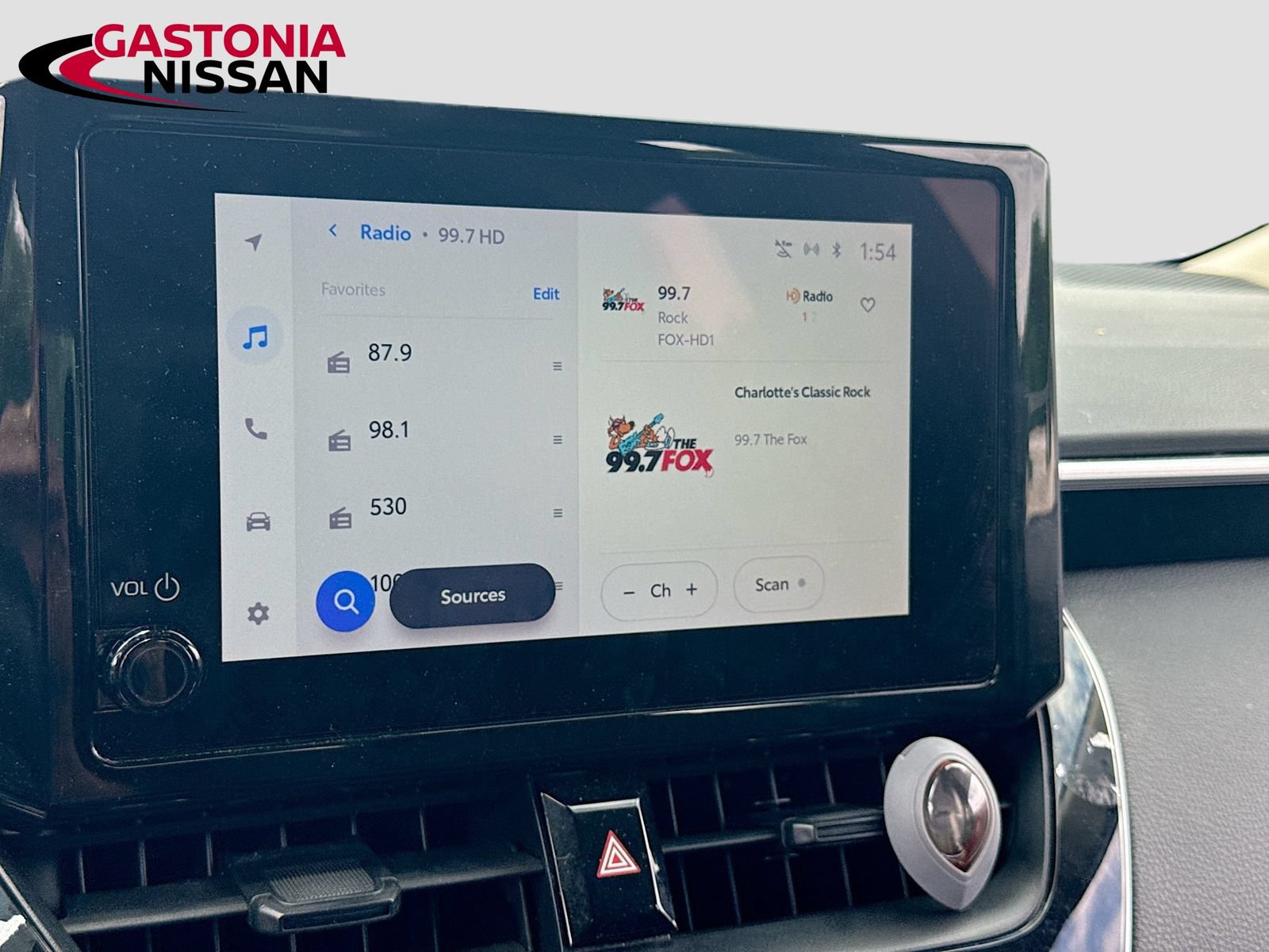 Used 2024 Toyota Corolla LE FWD image 18
