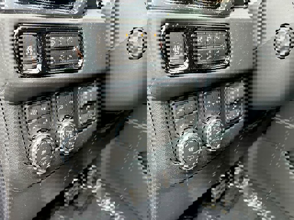 New 2026 GMC Yukon AT4 Ultimate image 39