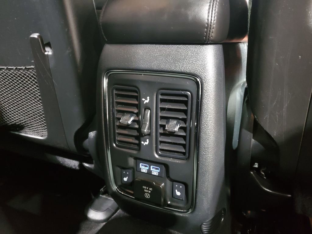 Used 2019 Jeep Grand Cherokee Limited w/ Luxury Group II RWD image 22